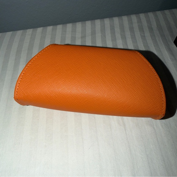 Tory Burch Vibrant Orange Eyewear Case - Picture 4 of 8